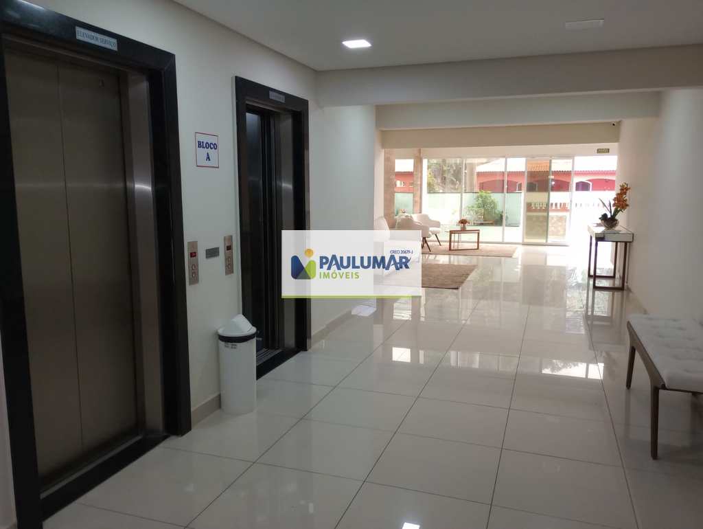 Apartamento em Mongaguá, no bairro Centro