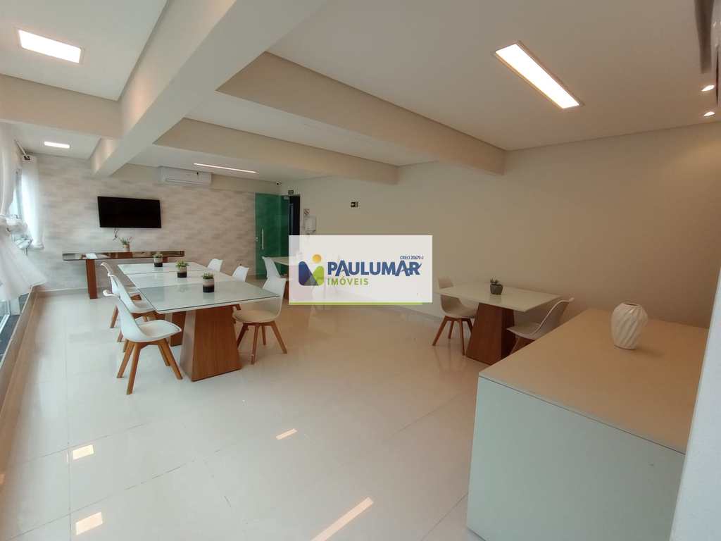 Apartamento em Mongaguá, no bairro Centro