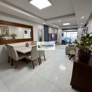 Apartamento em Mongaguá, bairro Centro