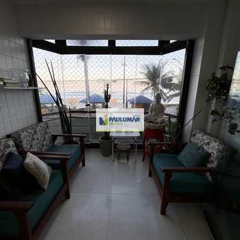 Apartamento em Mongaguá, bairro Centro