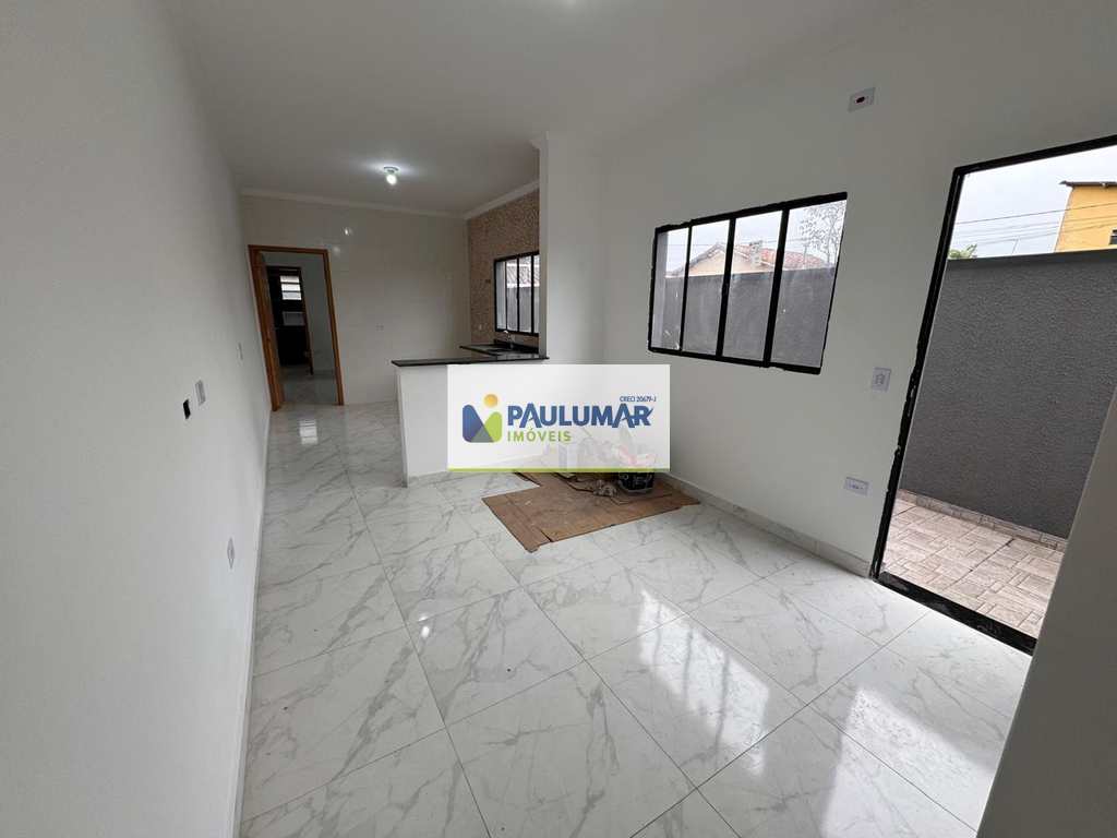 Casa em Itanhaém, no bairro Campos Elíseos