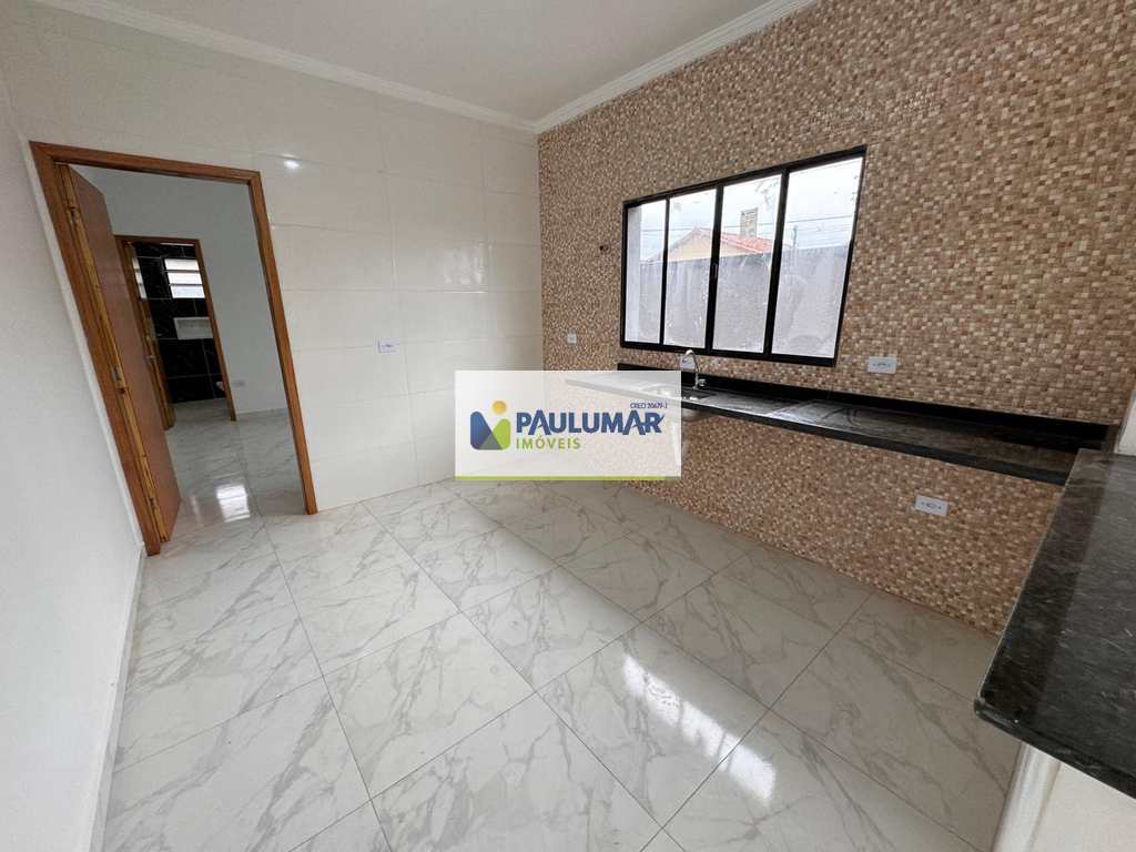 Casa em Itanhaém, no bairro Campos Elíseos