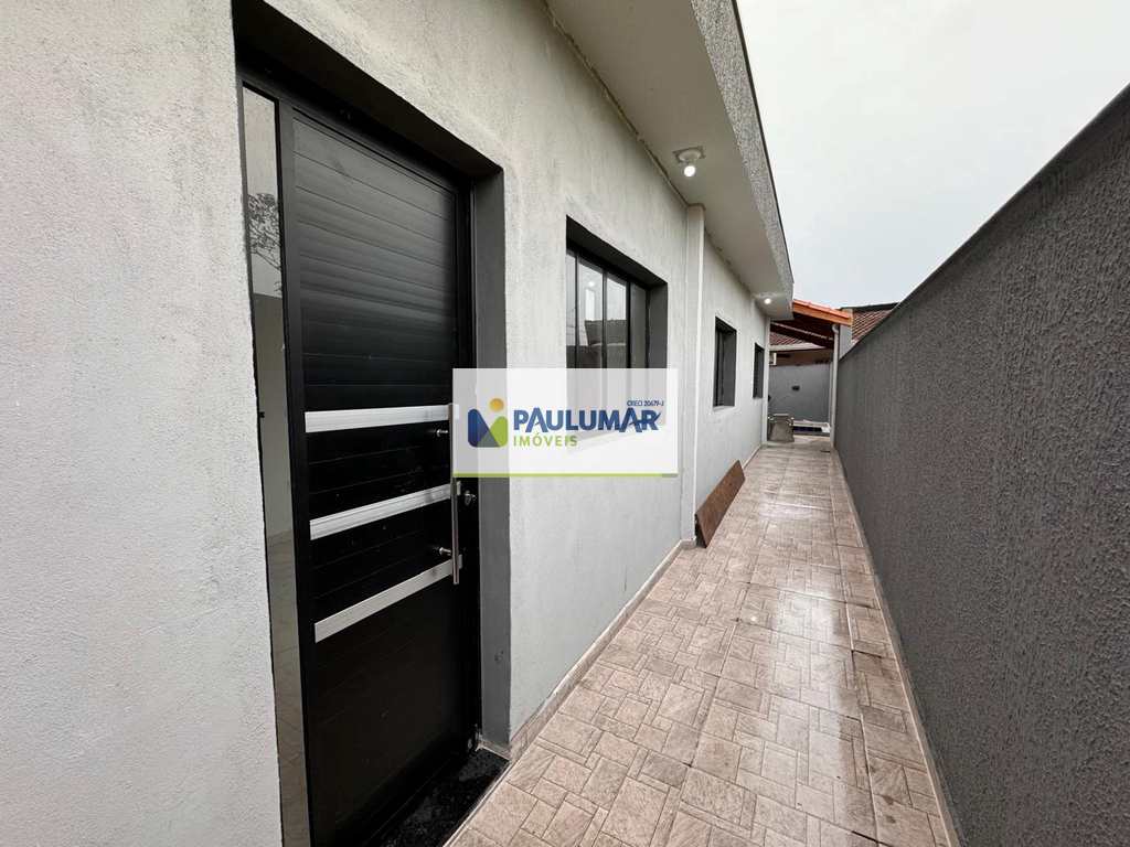 Casa em Itanhaém, no bairro Campos Elíseos