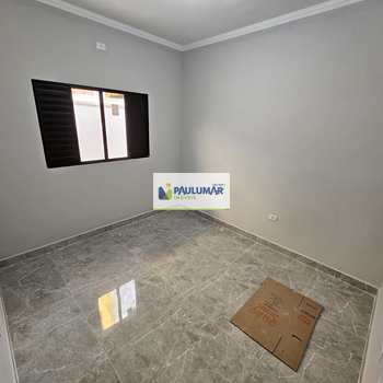 Casa em Itanhaém, bairro Loty