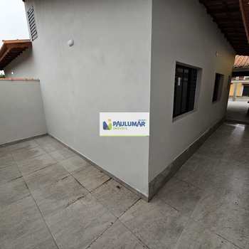 Casa em Itanhaém, bairro Loty