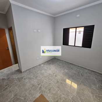Casa em Itanhaém, bairro Loty