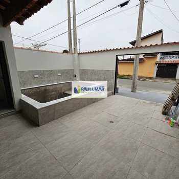 Casa em Itanhaém, bairro Loty
