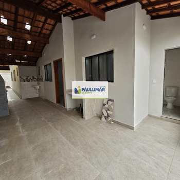 Casa em Itanhaém, bairro Loty