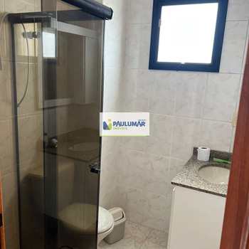 Apartamento em Mongaguá, bairro Vera Cruz