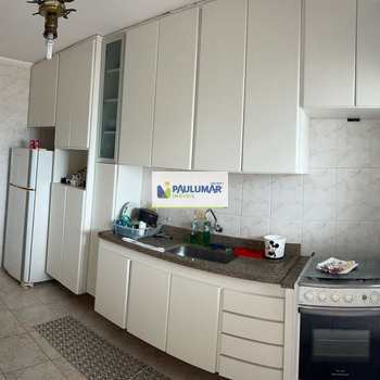 Apartamento em Mongaguá, bairro Vera Cruz