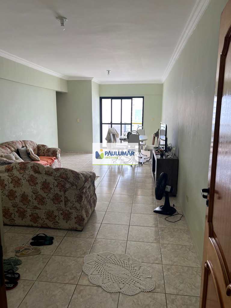 Apartamento em Mongaguá, no bairro Vera Cruz