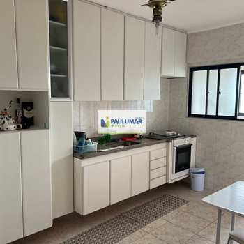Apartamento em Mongaguá, bairro Vera Cruz