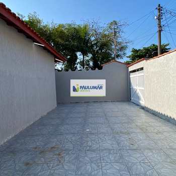 Casa em Itanhaém, bairro Campos Elíseos