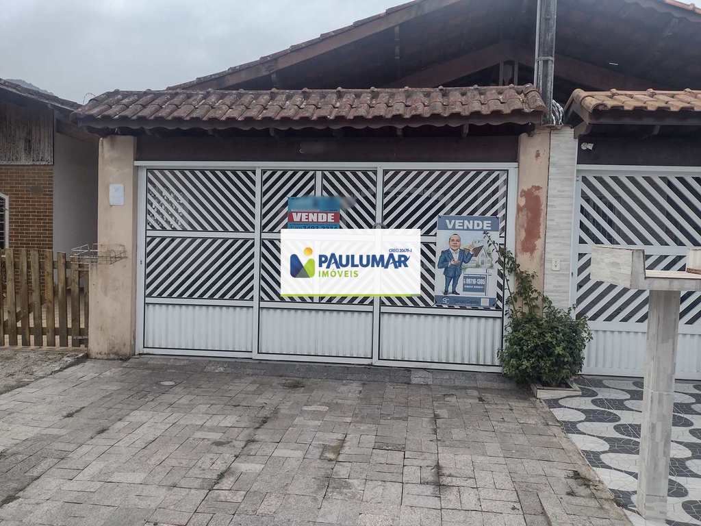 Casa em Praia Grande, no bairro Solemar
