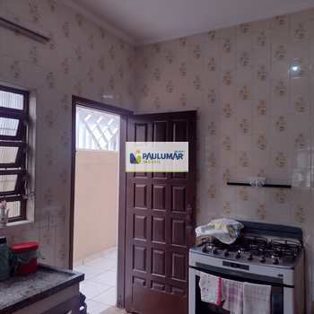 Casa em Praia Grande, bairro Solemar