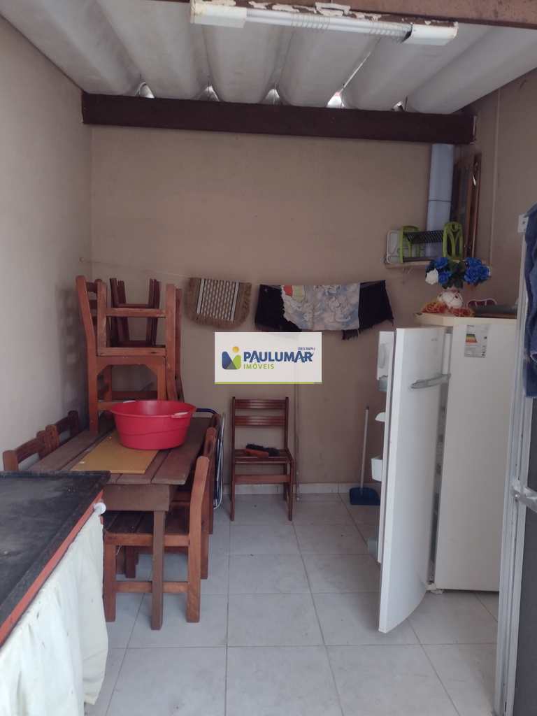 Casa em Praia Grande, no bairro Solemar