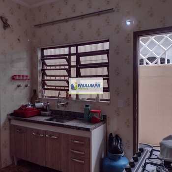 Casa em Praia Grande, bairro Solemar