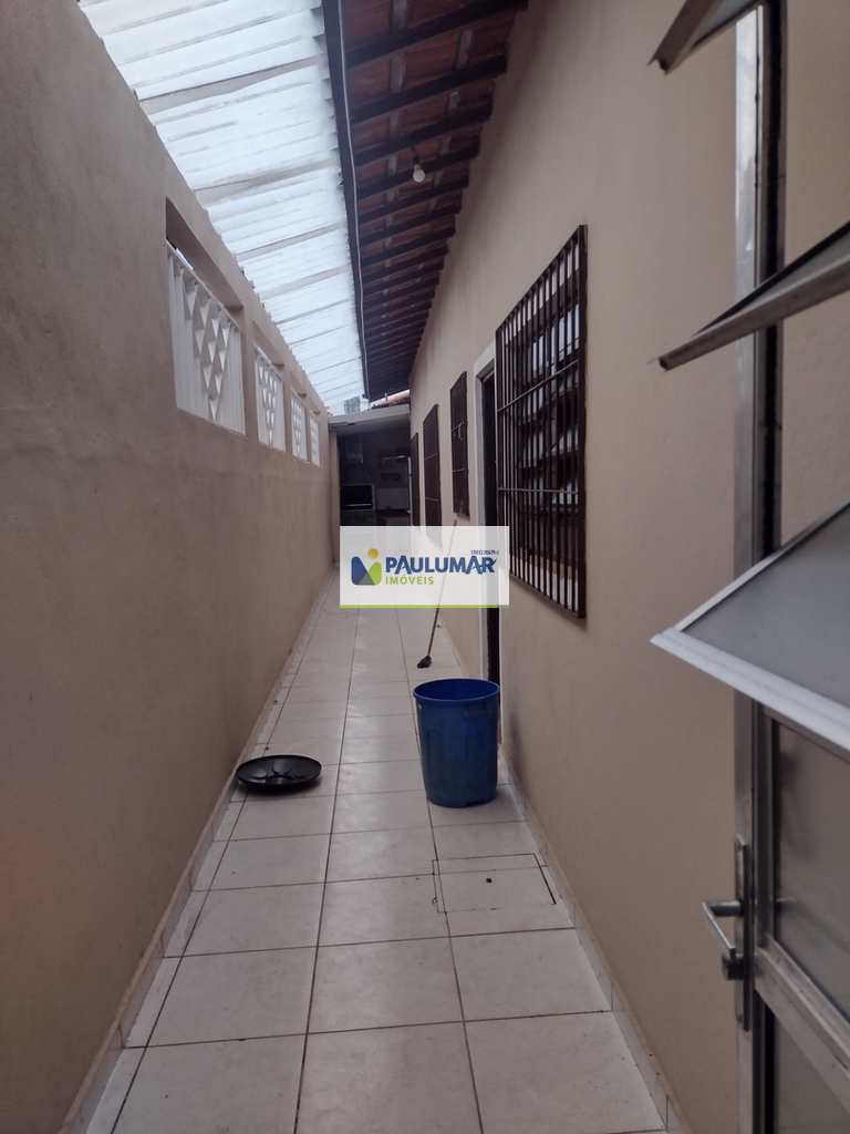 Casa em Praia Grande, no bairro Solemar