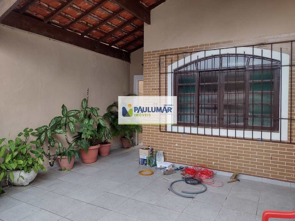 Casa em Praia Grande, no bairro Solemar