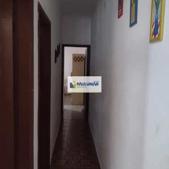 Casa em Praia Grande, bairro Solemar