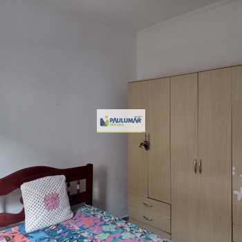 Casa em Praia Grande, bairro Solemar