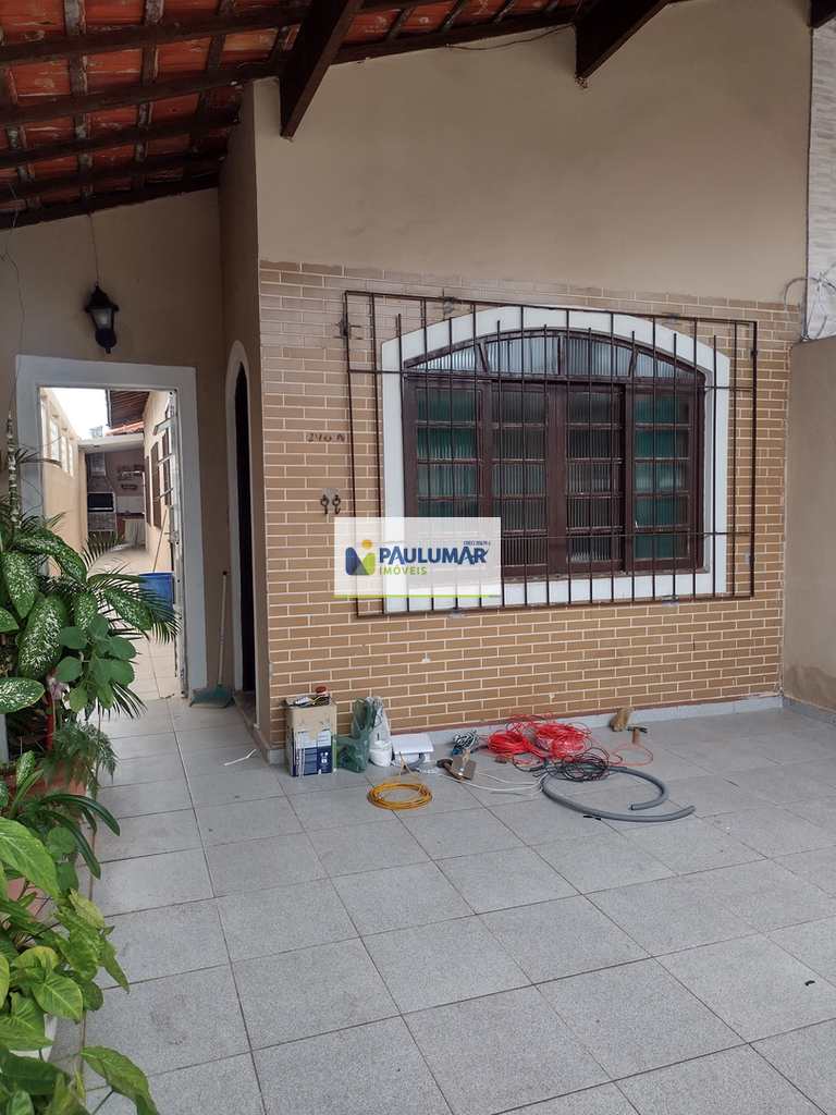 Casa em Praia Grande, no bairro Solemar