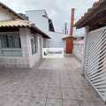 Casa em Mongaguá, bairro Jardim Santana
