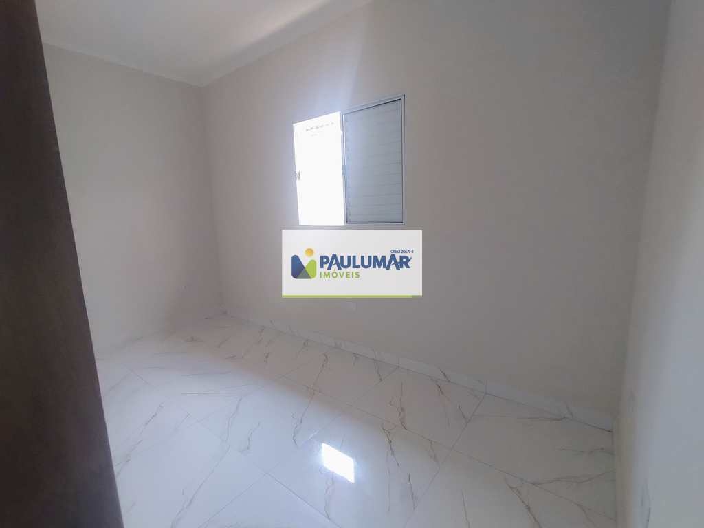 Casa em Mongaguá, no bairro Vera Cruz
