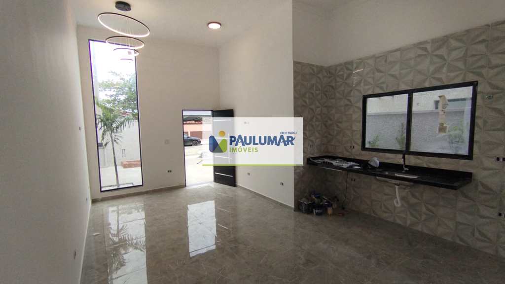 Casa em Itanhaém, no bairro Jardim Grandesp