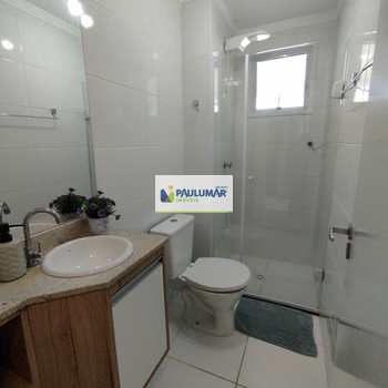 Apartamento em Mongaguá, bairro Vila Anhanguera
