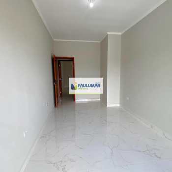 Sobrado em Mongaguá, bairro Agenor de Campos