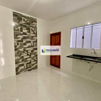 Sobrado em Mongaguá, bairro Agenor de Campos