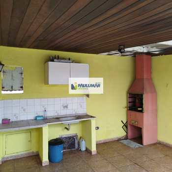Sobrado em Mongaguá, bairro Vila São Paulo