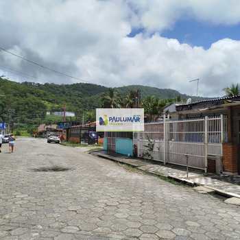 Sobrado em Mongaguá, bairro Vila São Paulo