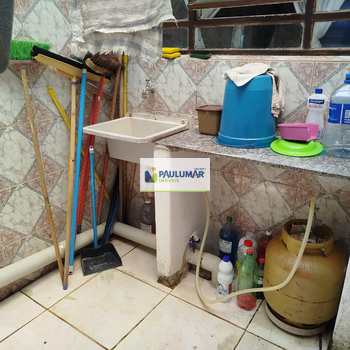 Sobrado em Mongaguá, bairro Vila São Paulo