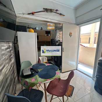 Apartamento em Mongaguá, bairro Centro