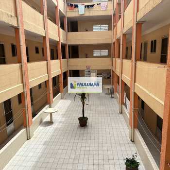Apartamento em Mongaguá, bairro Centro