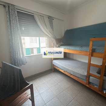 Apartamento em Mongaguá, bairro Centro
