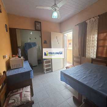 Apartamento em Mongaguá, bairro Centro