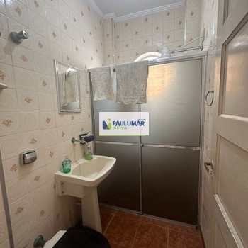 Apartamento em Mongaguá, bairro Centro