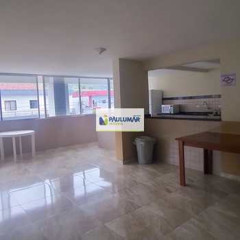 Apartamento em Mongaguá, bairro Centro