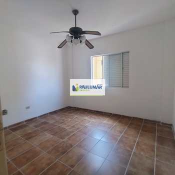 Apartamento em Mongaguá, bairro Centro