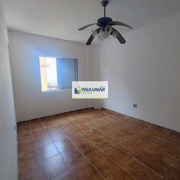 Apartamento em Mongaguá, bairro Centro