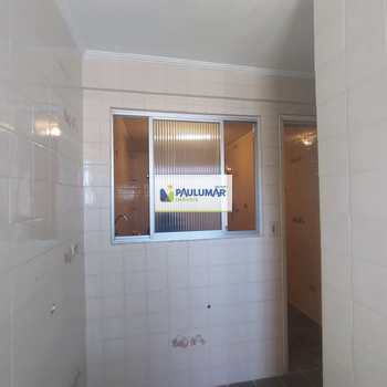 Apartamento em Mongaguá, bairro Centro