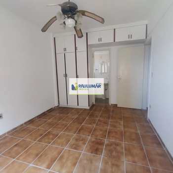 Apartamento em Mongaguá, bairro Centro