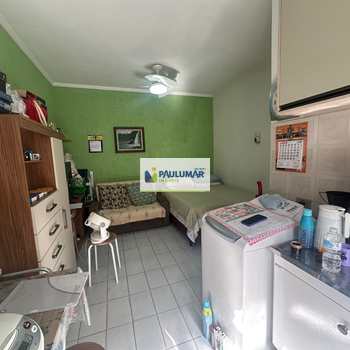 Kitnet em Praia Grande, bairro Solemar