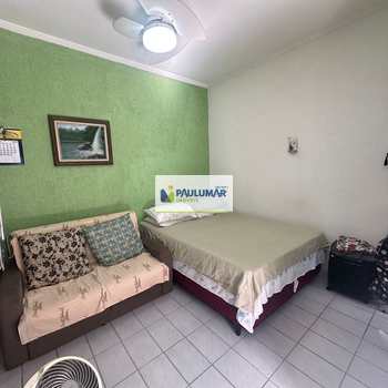 Kitnet em Praia Grande, bairro Solemar