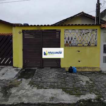 Casa em Mongaguá, bairro Balneário Itaóca