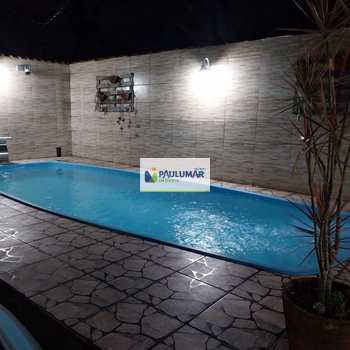 Casa em Mongaguá, bairro Vera Cruz