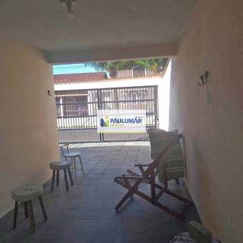 Casa em Praia Grande, bairro Solemar
